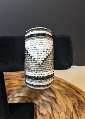 Thick Massai Bead Bracelet
