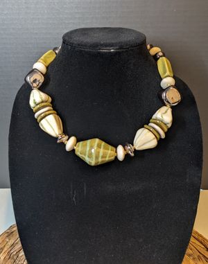 18 inch Green and Beige Kazuri Bead Necklace