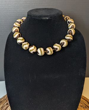 18 inch Marbled Kazuri Bead Necklace
